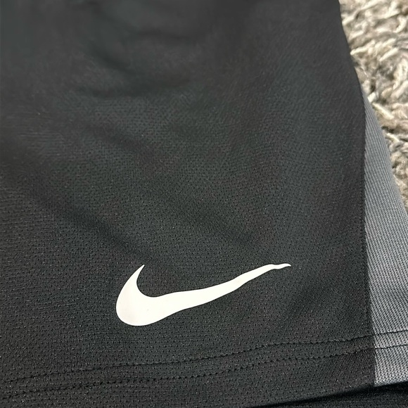New NIKE Sportswear Athleisure Casual Sports Color Block Dri-Fit Training shorts - Picture 11 of 14